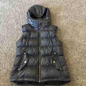 Grey Michael Kors puffy down best size: medium